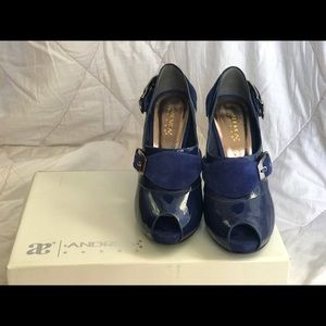 Pin-up Style Blue Peep-toe Heels